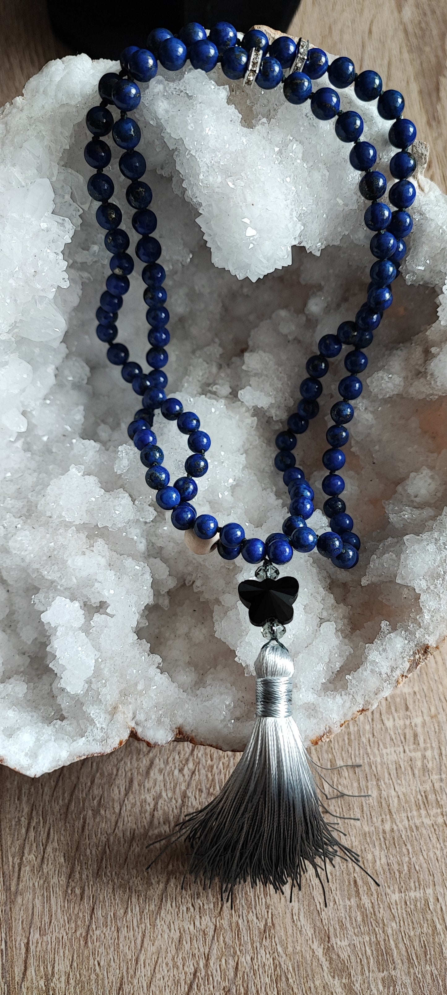 Mala Lapis Lazuli pompon dégradé gris